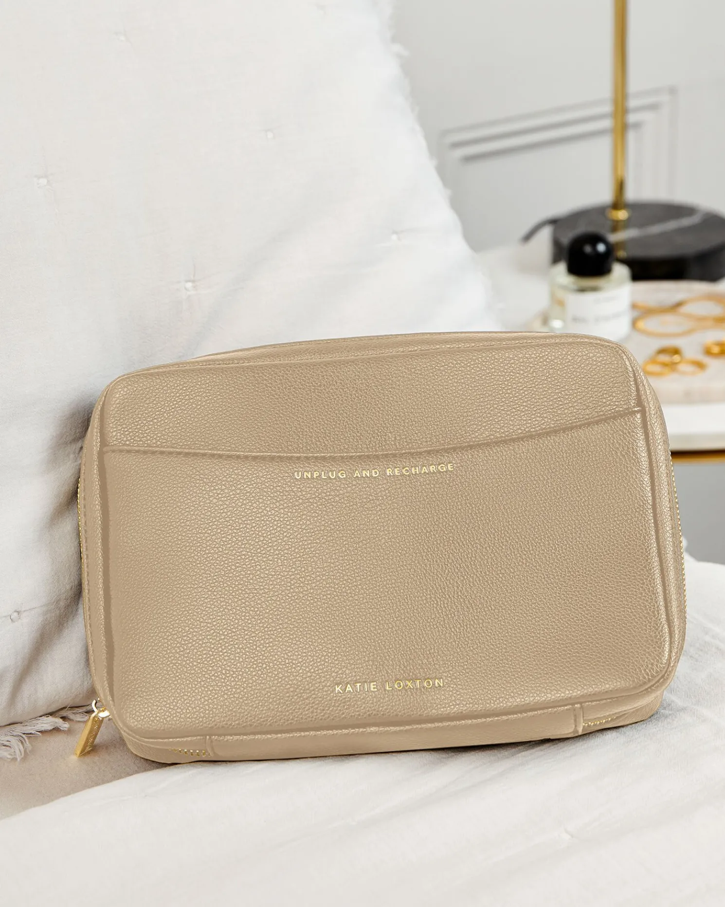 Cable Organiser 'Unplug And Recharge'