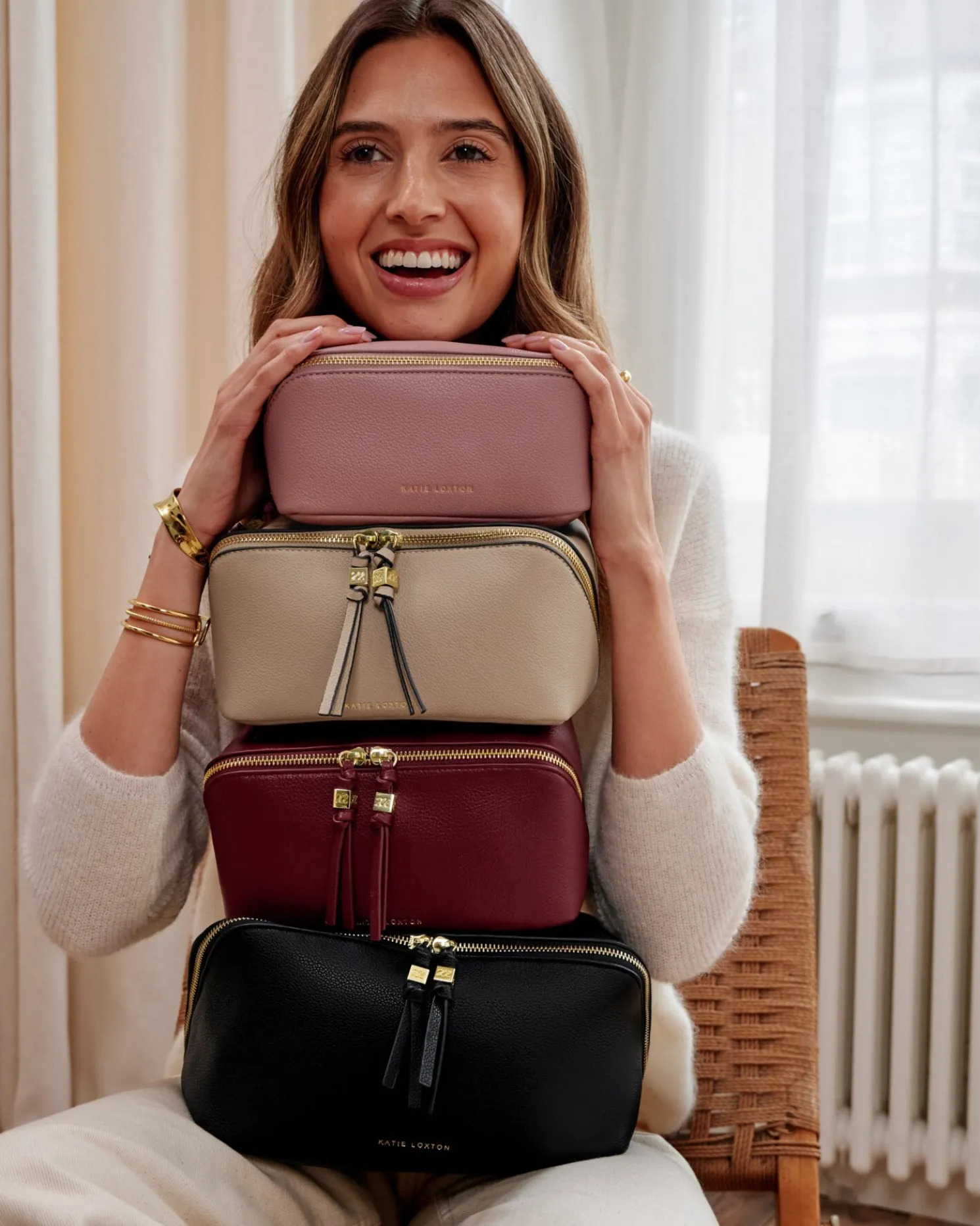 Fold-Out Mirror Makeup Bag