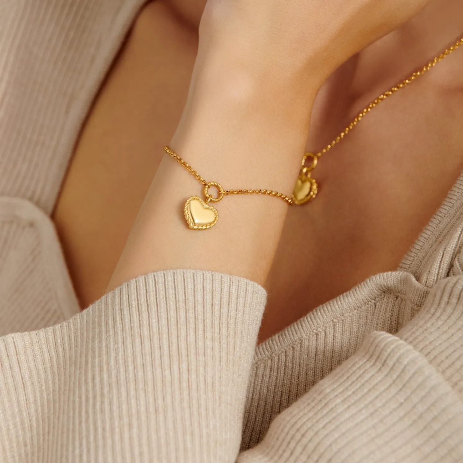 Love' Waterproof Gold Heart Bracelet