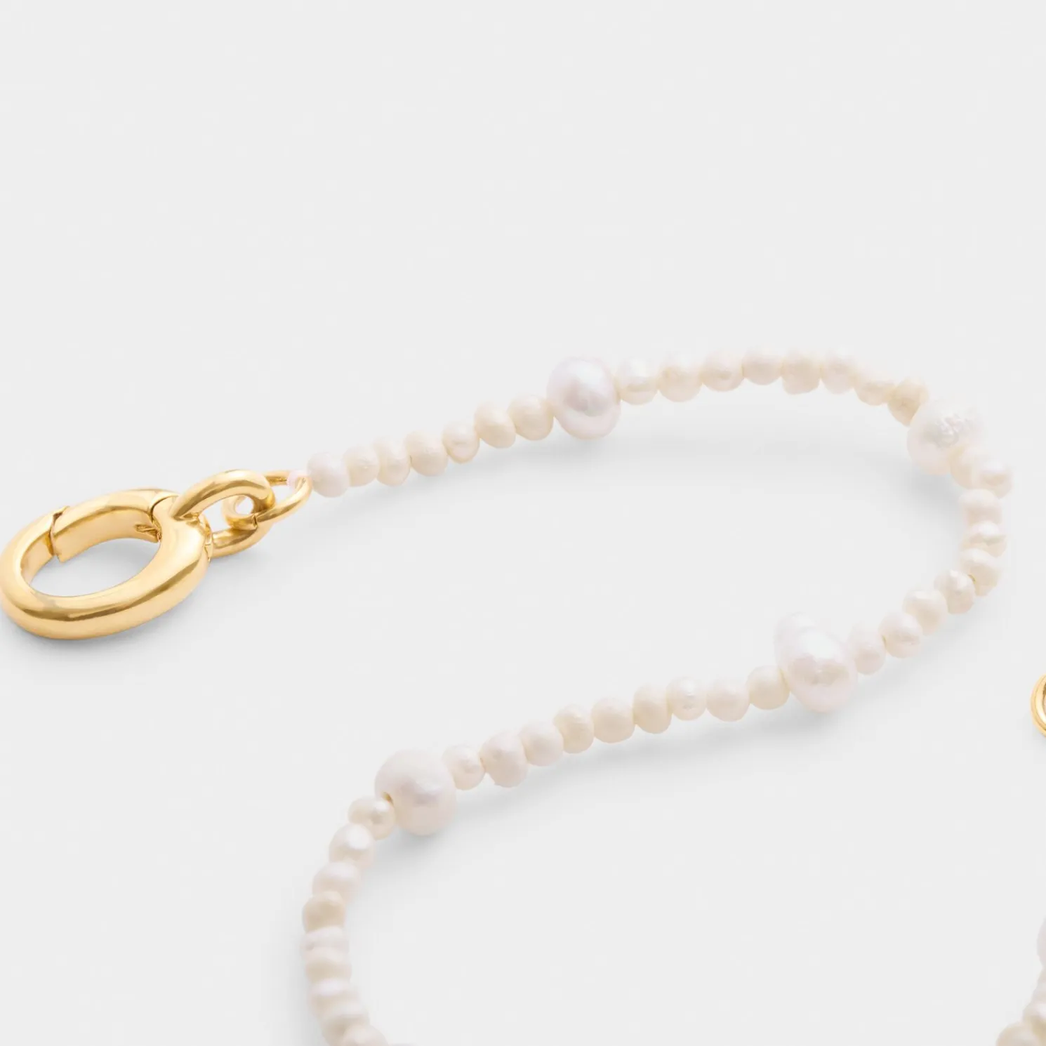 Pearl Glow Waterproof Gold Bracelet