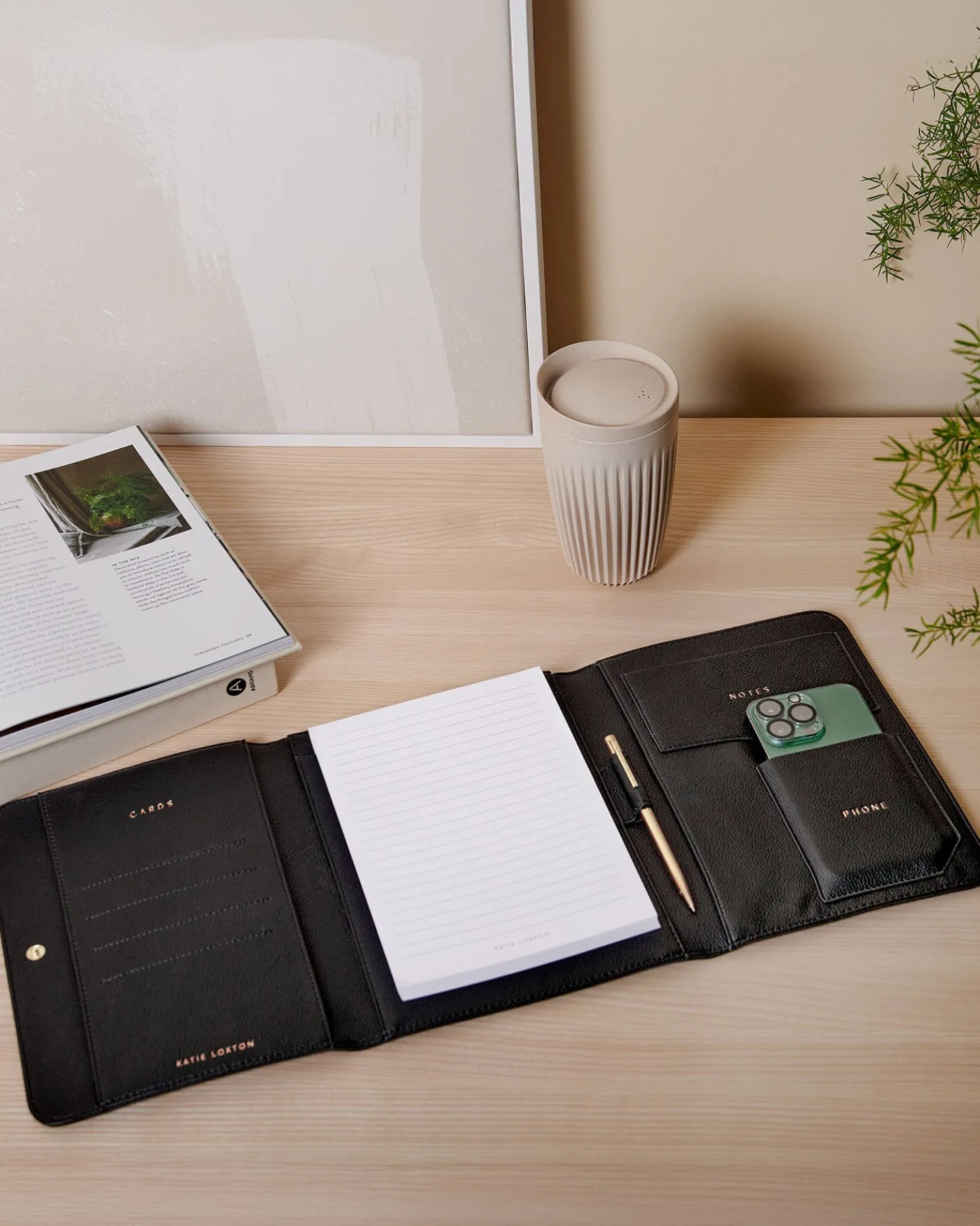 Personal Organiser 'Dream Believe Achieve' in Black